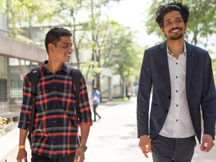 CU Denver students walking on campus