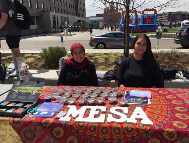 Students at a tabling event