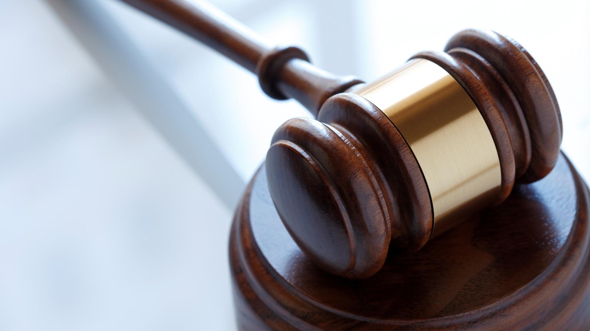 gavel