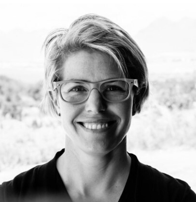 A headshot of Louise Bordelon.